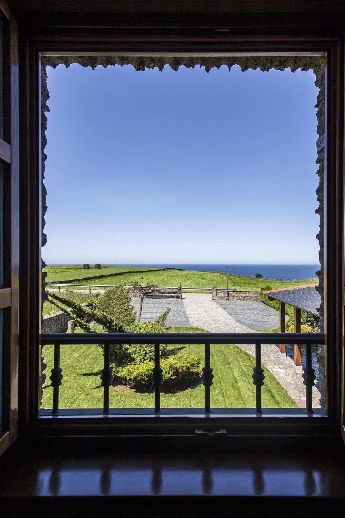 Hotel Pleamar Puerto de Vega Eksteriør billede