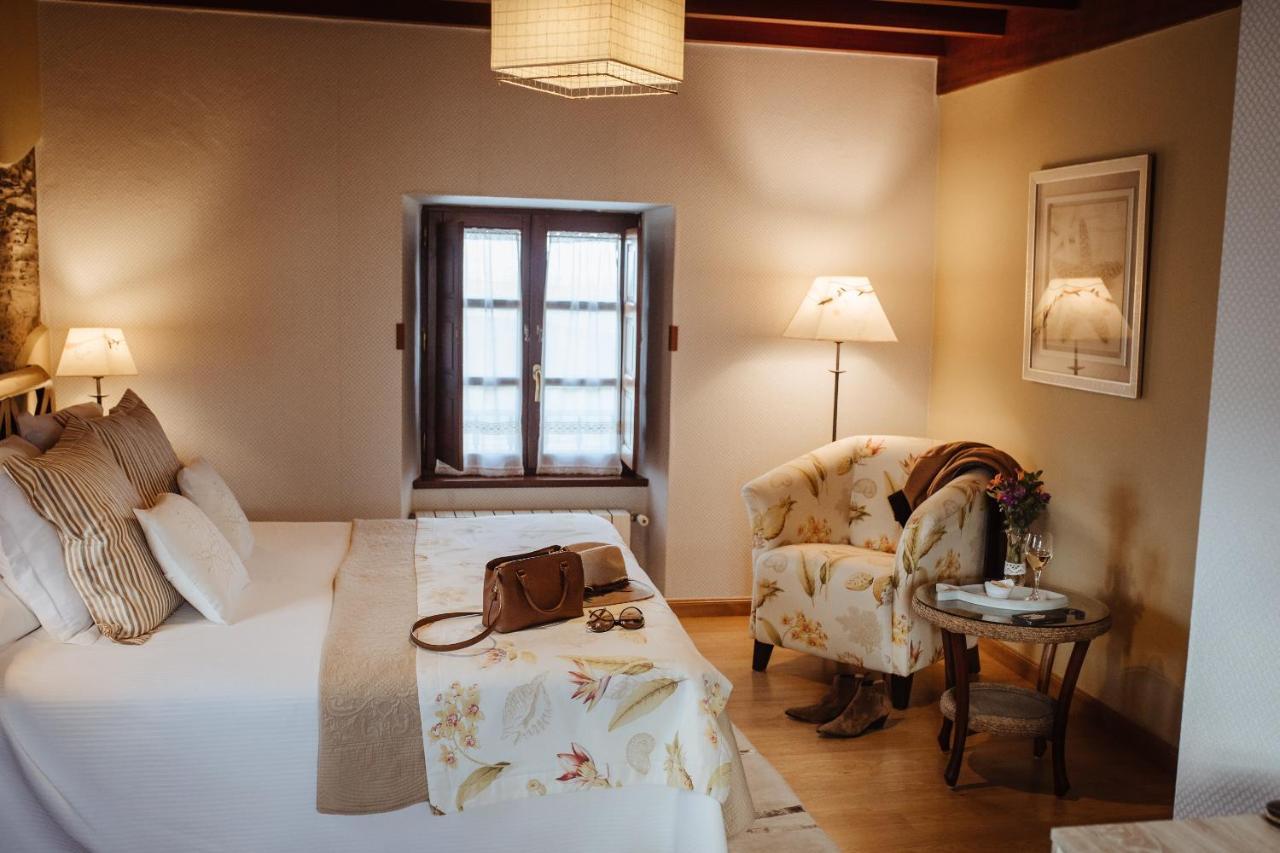 Hotel Pleamar Puerto de Vega Eksteriør billede